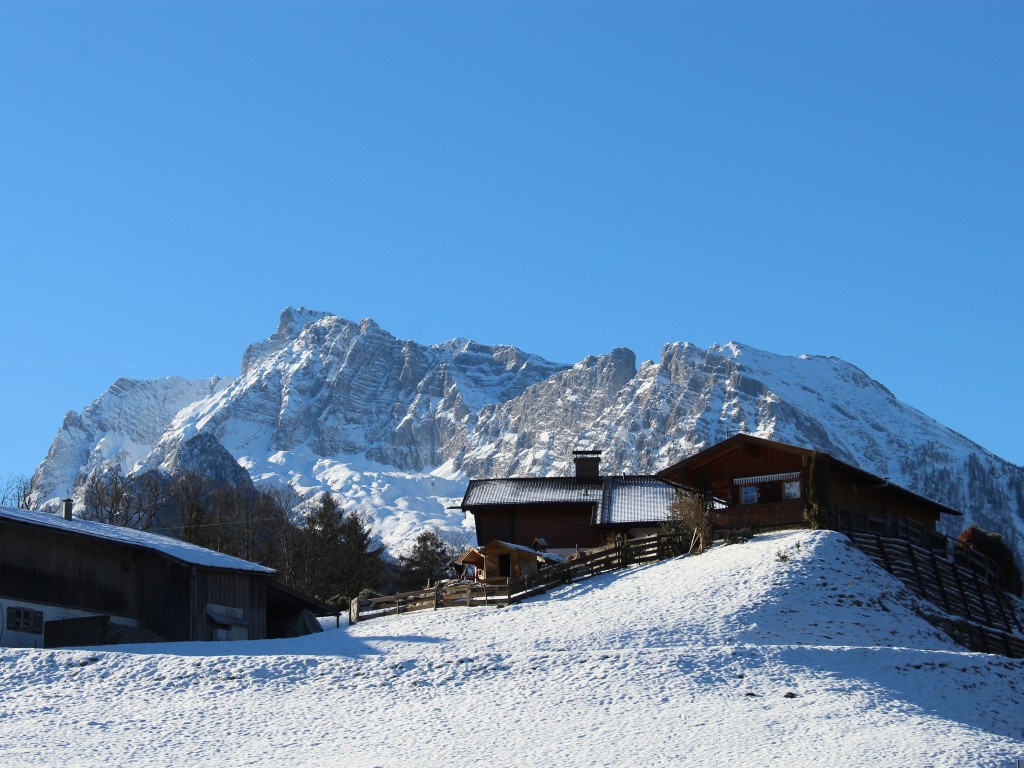 Bergblick Haus Watzmann im Winter